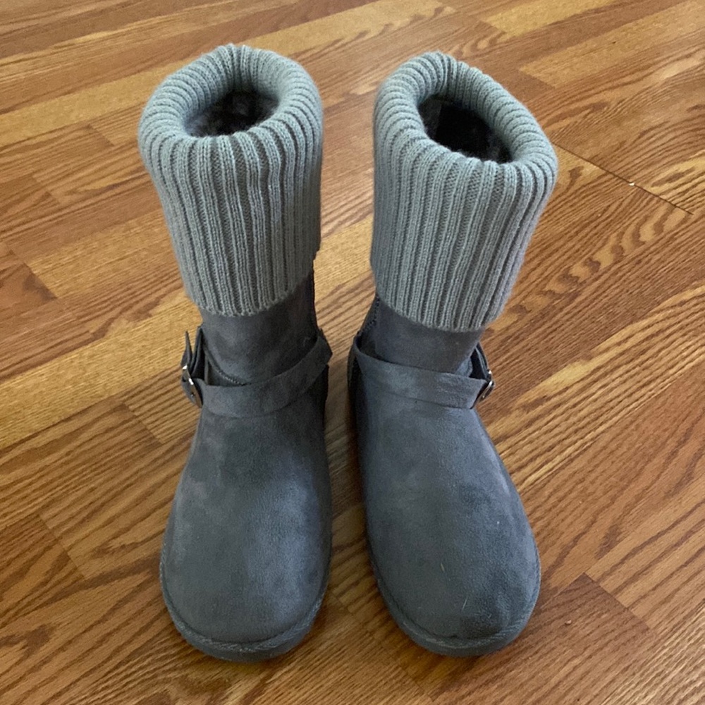 Gray Winter Boots - image 1